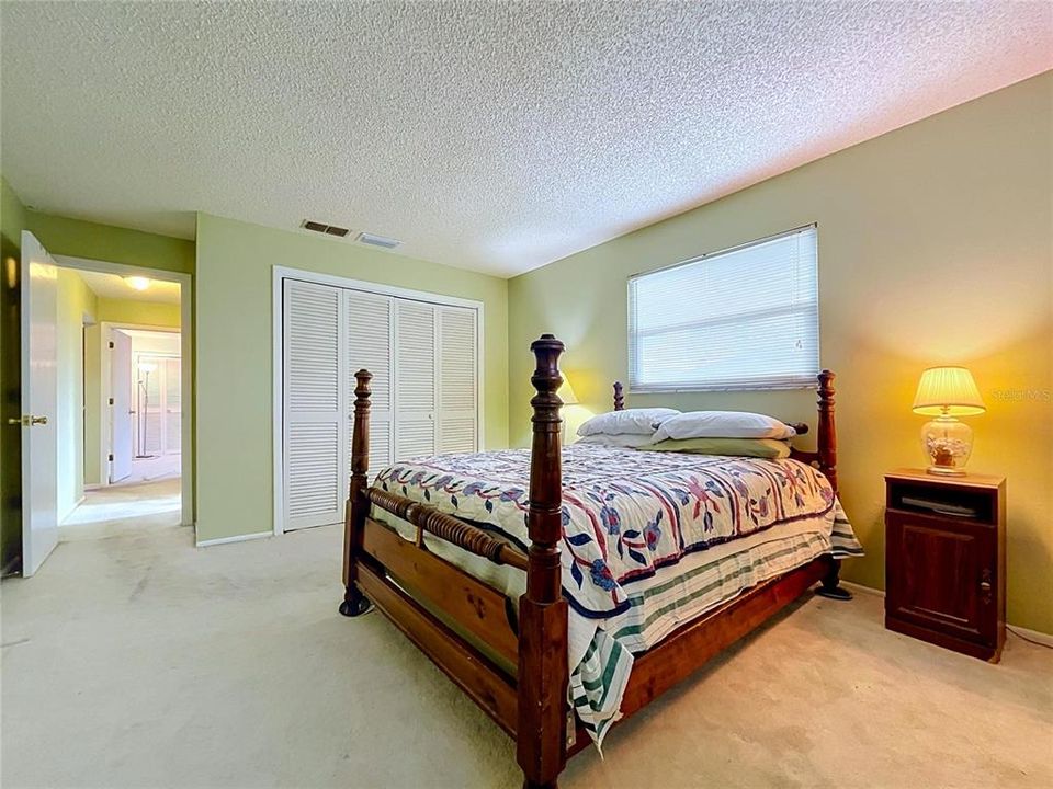 For Sale: $335,000 (3 beds, 2 baths, 2094 Square Feet)