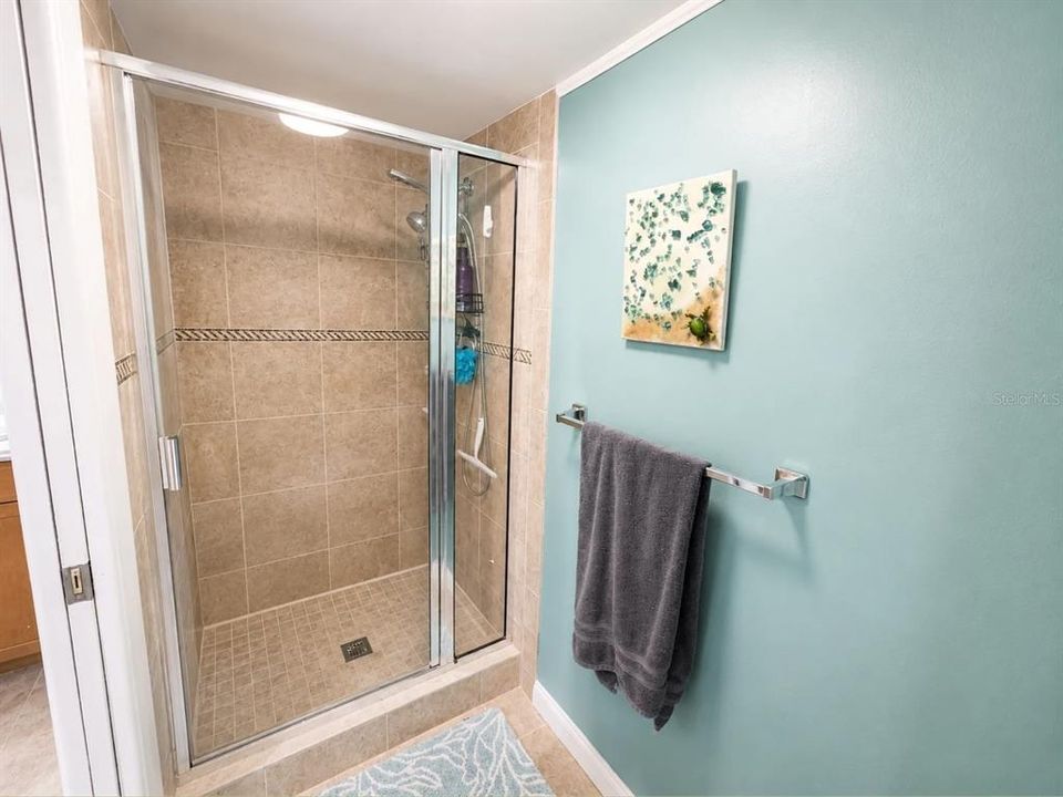 В аренду: $2,200 (2 спален, 2 ванн, 1050 Квадратных фут)