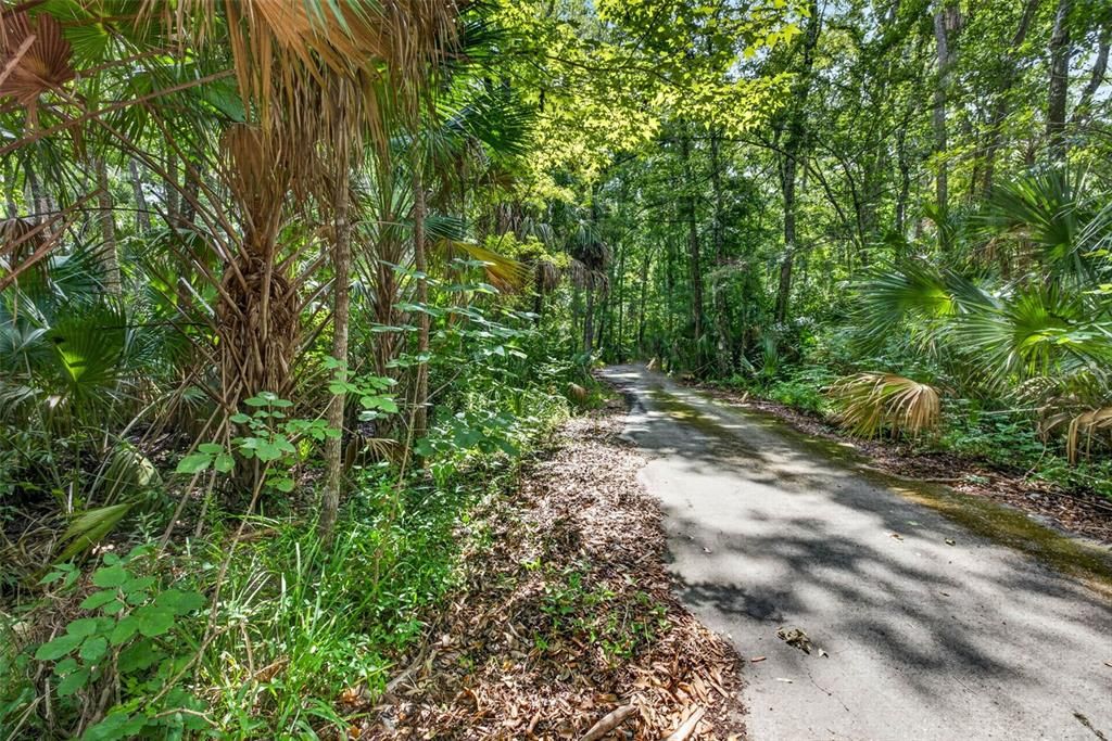 На продажу: $45,000 (0.76 acres)