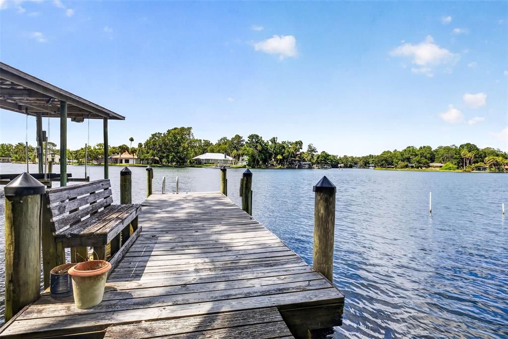 На продажу: $45,000 (0.76 acres)