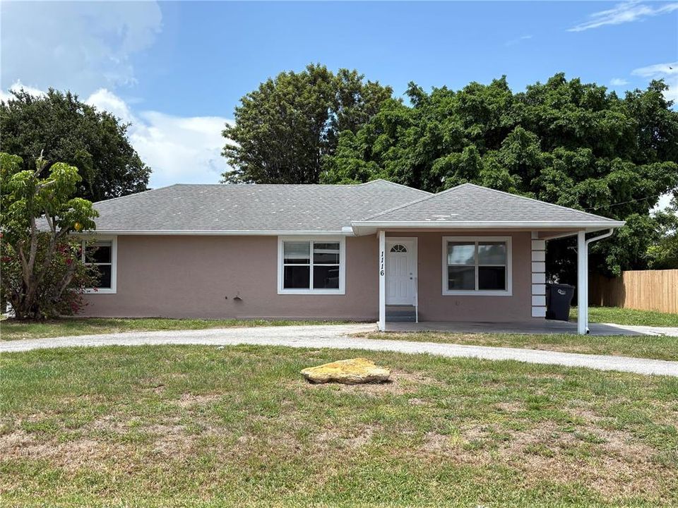 For Sale: $295,000 (4 beds, 2 baths, 1967 Square Feet)