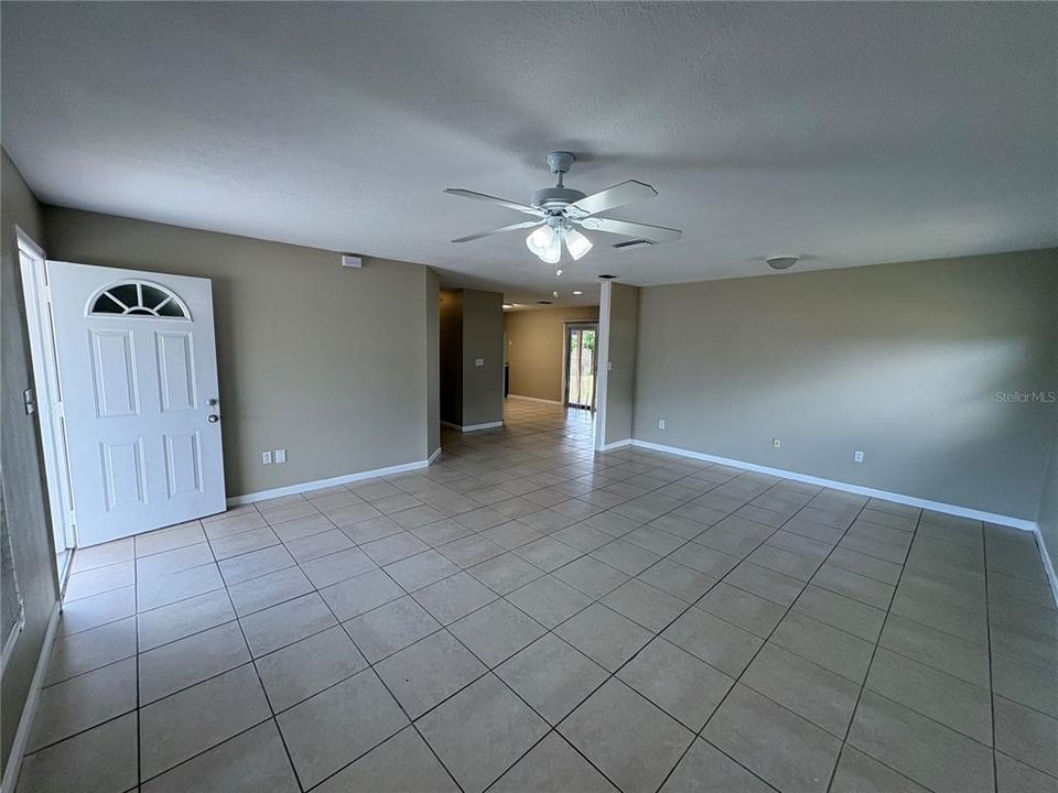 For Sale: $295,000 (4 beds, 2 baths, 1967 Square Feet)