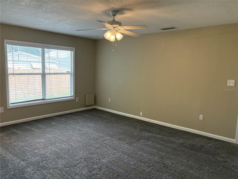 For Sale: $295,000 (4 beds, 2 baths, 1967 Square Feet)
