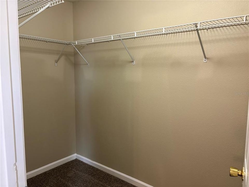 For Sale: $295,000 (4 beds, 2 baths, 1967 Square Feet)