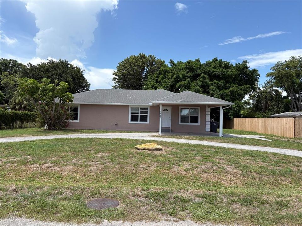 For Sale: $295,000 (4 beds, 2 baths, 1967 Square Feet)