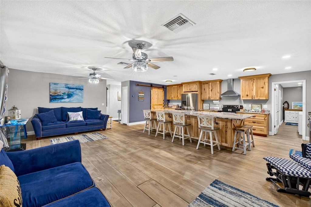 En Venta: $425,000 (3 camas, 2 baños, 1436 Pies cuadrados)
