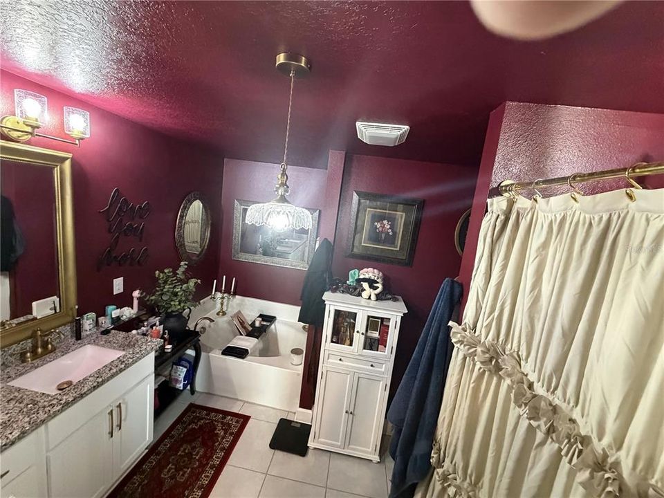 На продажу: $415,000 (4 спален, 2 ванн, 2405 Квадратных фут)