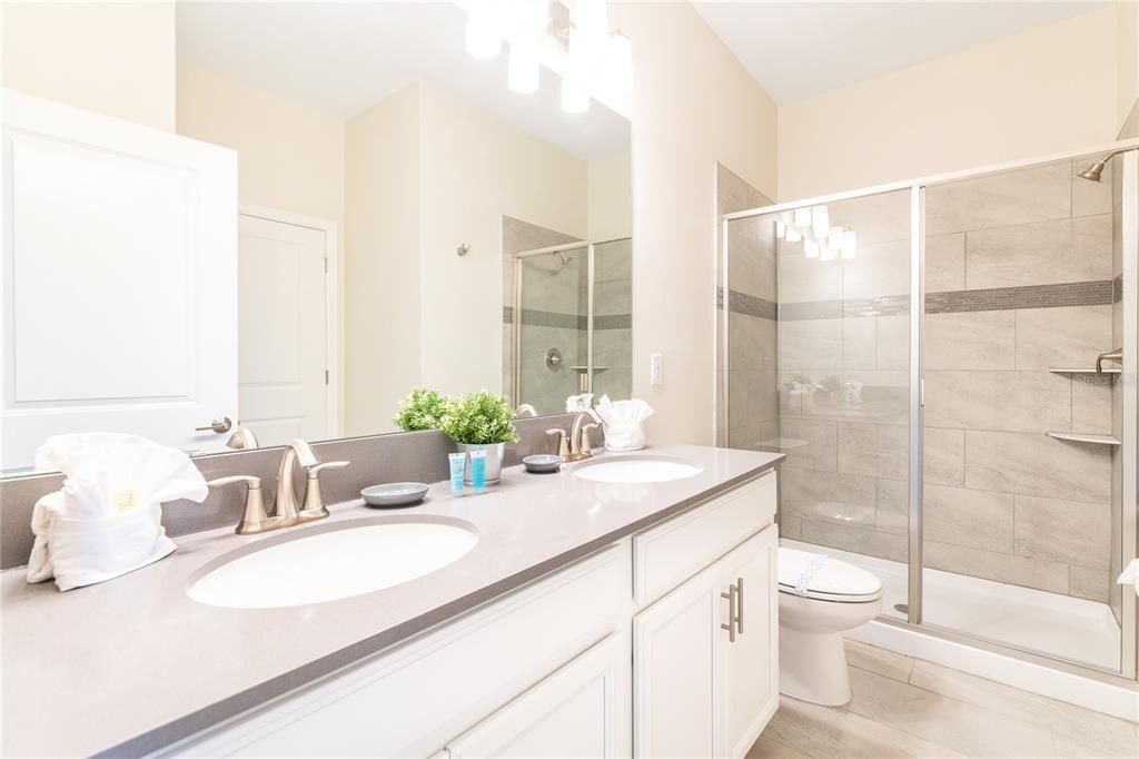 For Sale: $696,900 (8 beds, 5 baths, 3915 Square Feet)