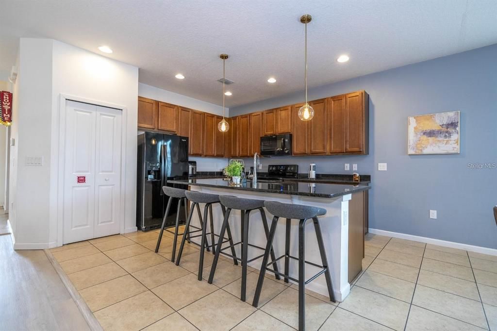 В аренду: $3,950 (5 спален, 5 ванн, 3165 Квадратных фут)