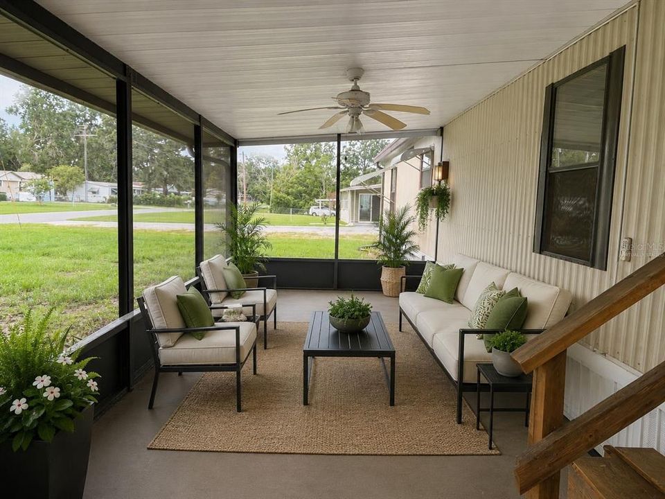 For Sale: $129,900 (2 beds, 2 baths, 1260 Square Feet)