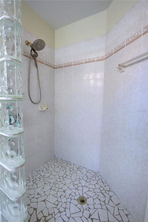 На продажу: $789,900 (4 спален, 4 ванн, 3009 Квадратных фут)