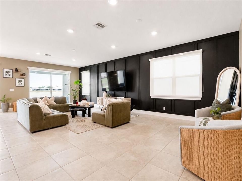 En Venta: $520,000 (3 camas, 3 baños, 2262 Pies cuadrados)