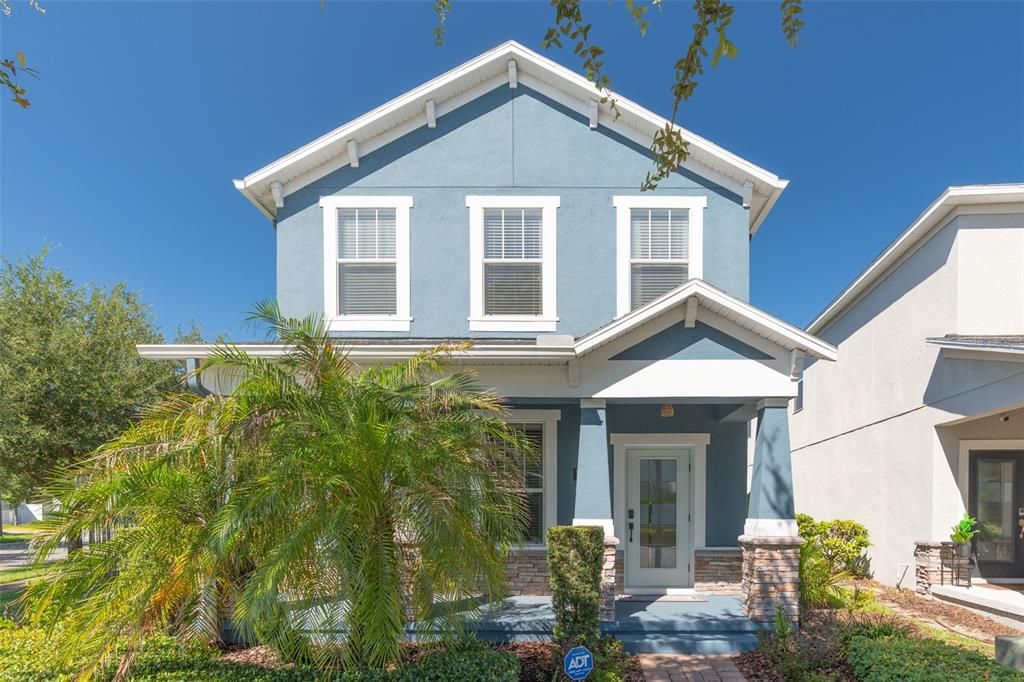 For Rent: $3,800 (3 beds, 2 baths, 2207 Square Feet)