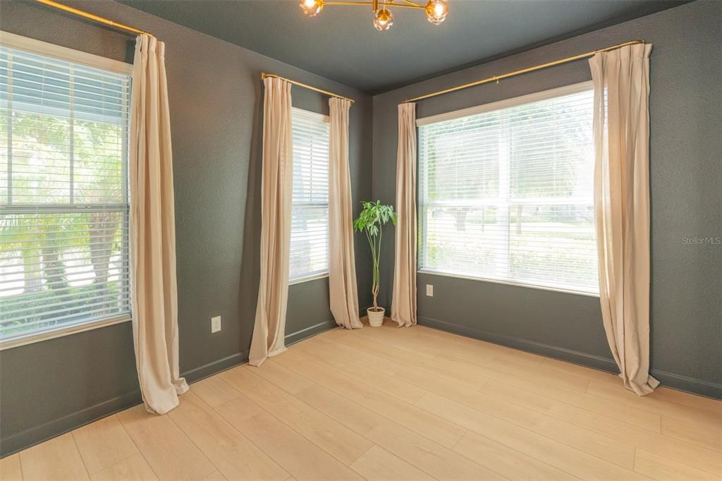 For Rent: $3,800 (3 beds, 2 baths, 2207 Square Feet)