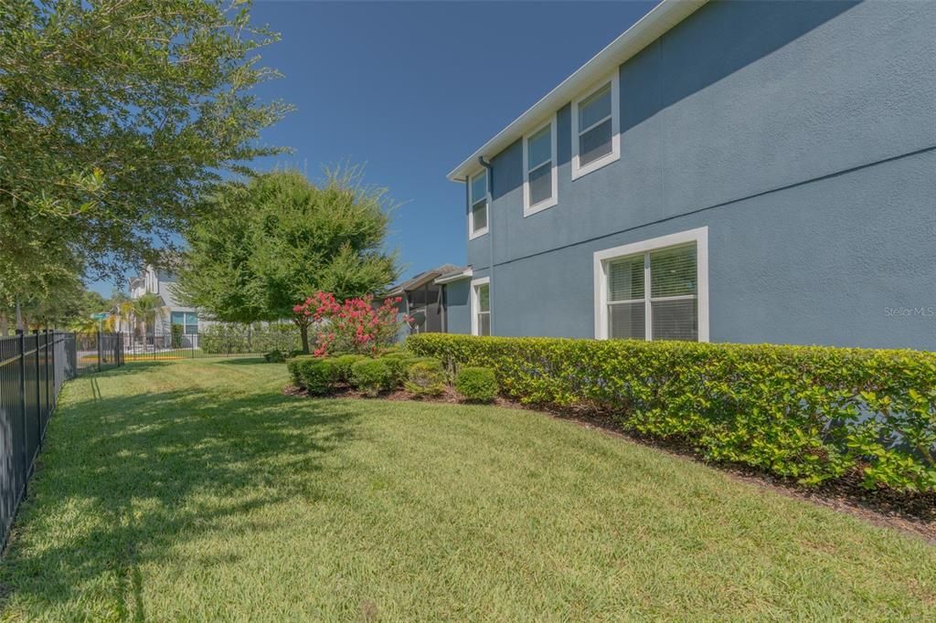 For Rent: $3,800 (3 beds, 2 baths, 2207 Square Feet)
