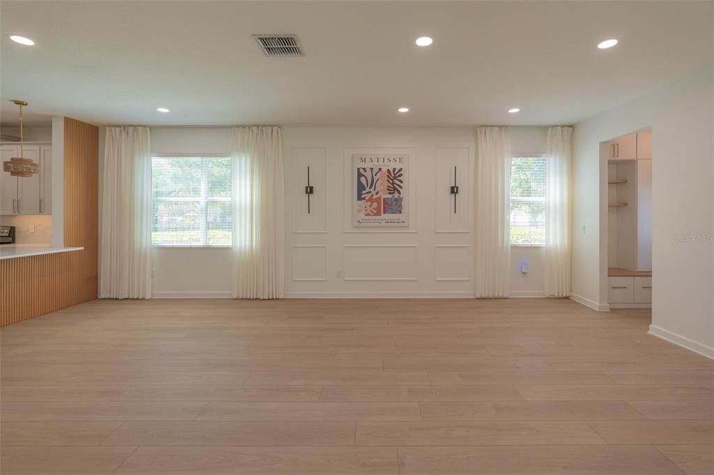 For Rent: $3,800 (3 beds, 2 baths, 2207 Square Feet)