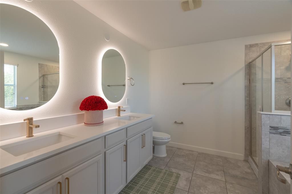 For Rent: $3,800 (3 beds, 2 baths, 2207 Square Feet)