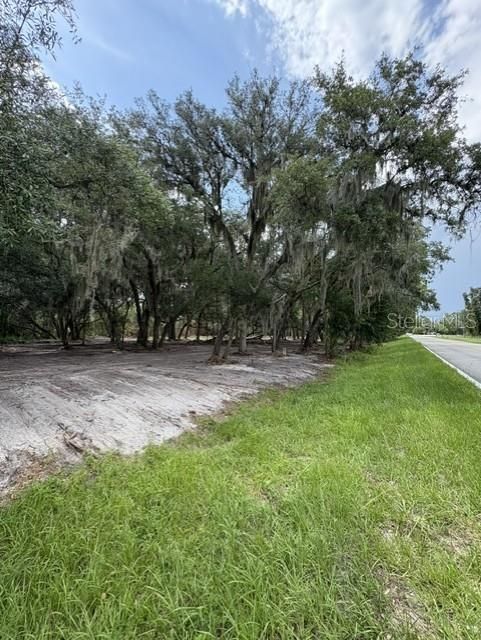 En Venta: $85,000 (1.90 acres)