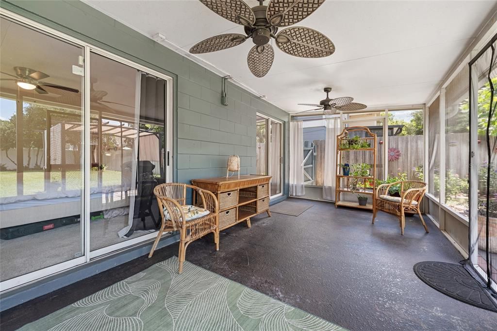 For Sale: $335,000 (3 beds, 2 baths, 1558 Square Feet)