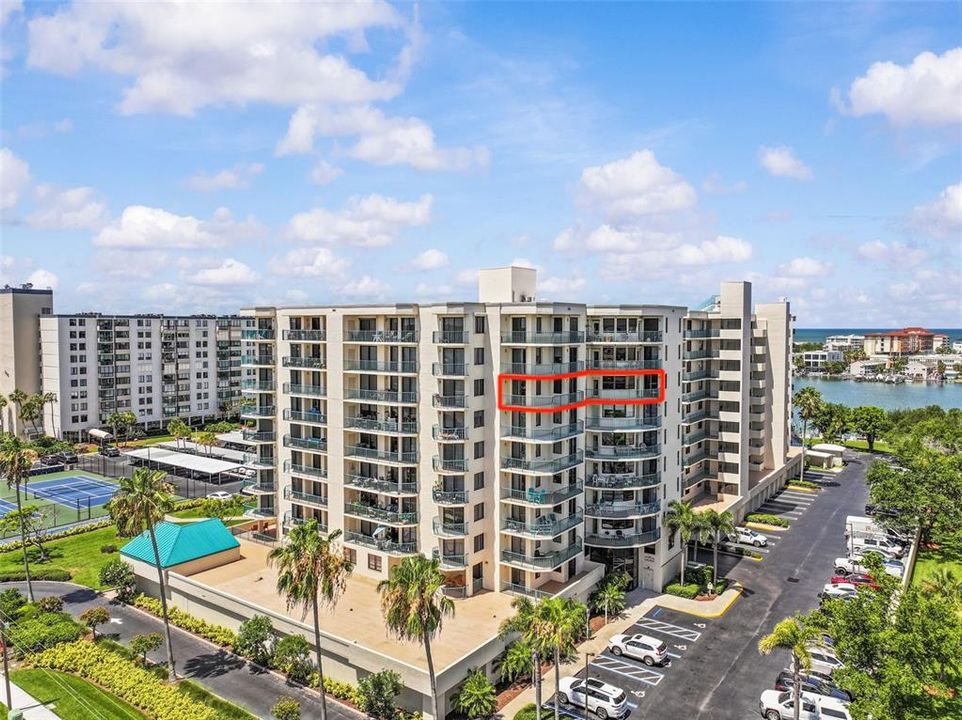 For Sale: $825,000 (3 beds, 2 baths, 2181 Square Feet)