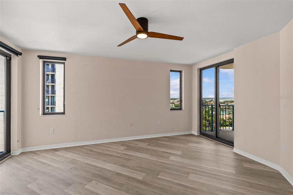 For Sale: $825,000 (3 beds, 2 baths, 2181 Square Feet)