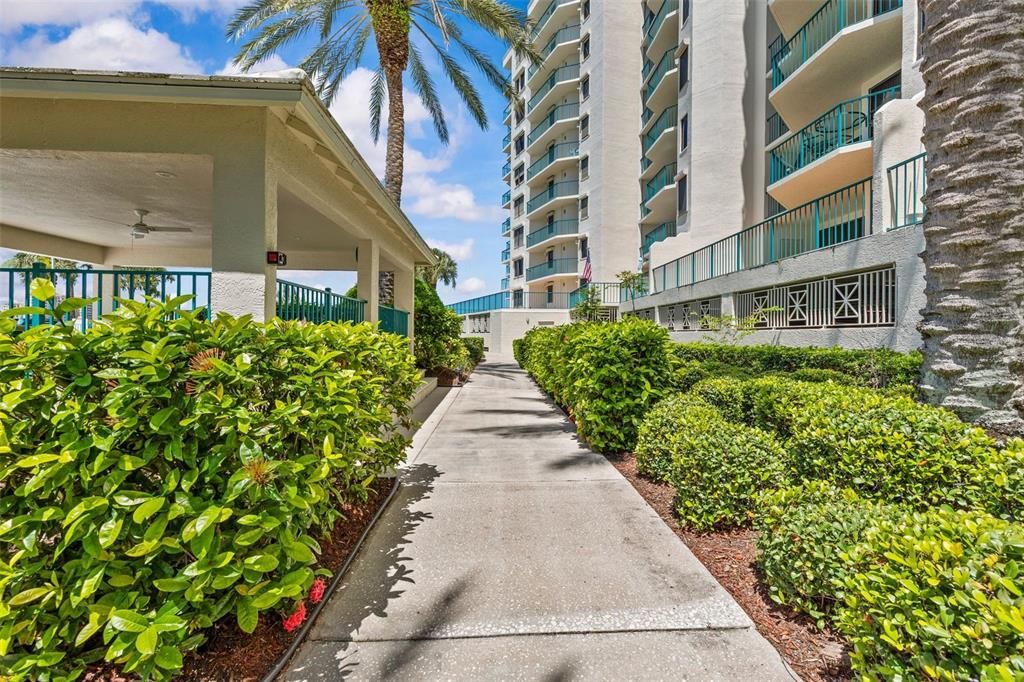 For Sale: $825,000 (3 beds, 2 baths, 2181 Square Feet)