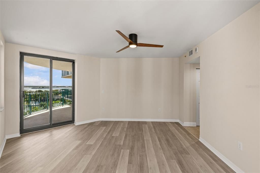 For Sale: $825,000 (3 beds, 2 baths, 2181 Square Feet)