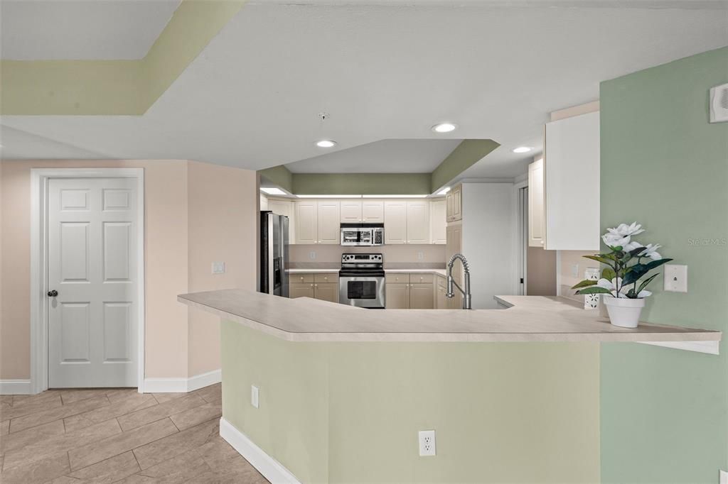 For Sale: $825,000 (3 beds, 2 baths, 2181 Square Feet)