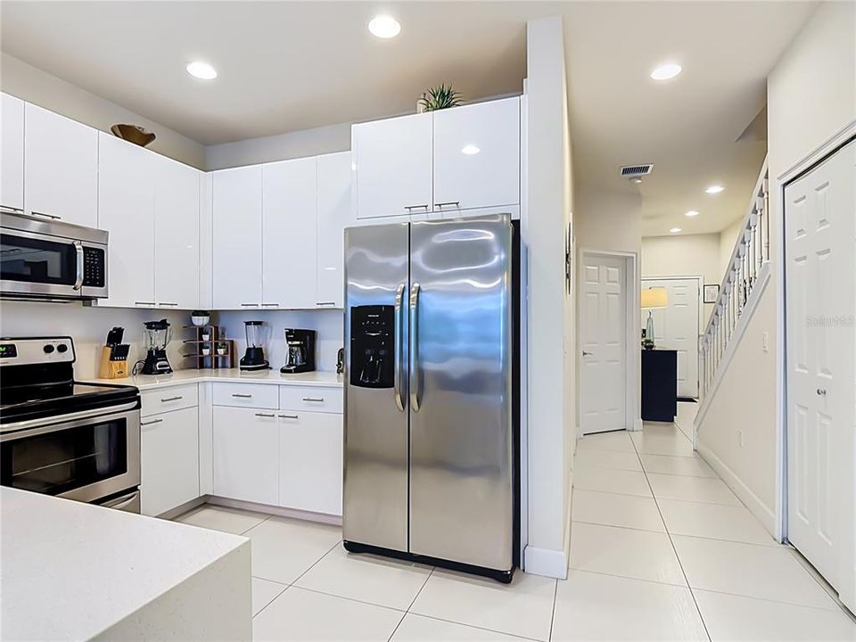En Venta: $309,000 (3 camas, 3 baños, 1501 Pies cuadrados)