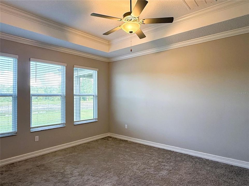В аренду: $2,850 (4 спален, 2 ванн, 2954 Квадратных фут)