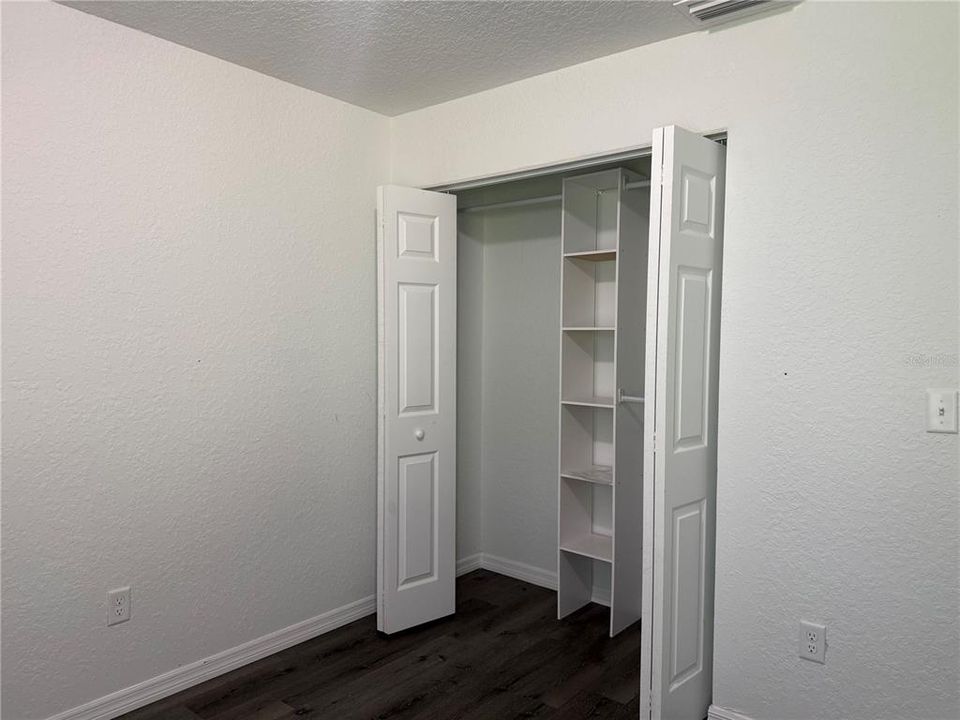 For Rent: $1,800 (3 beds, 2 baths, 1395 Square Feet)