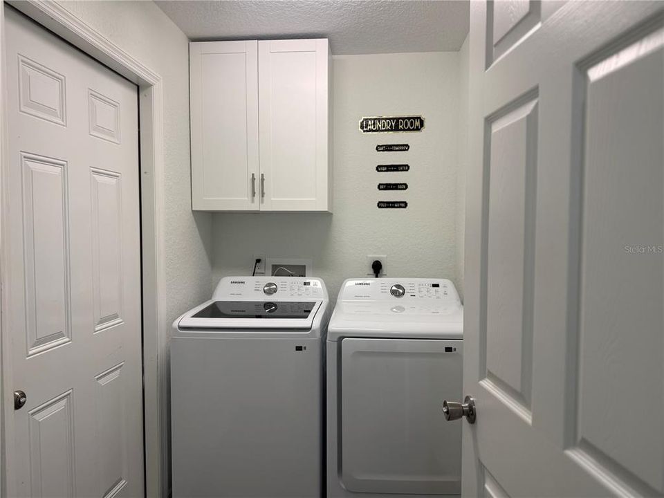 For Rent: $1,800 (3 beds, 2 baths, 1395 Square Feet)