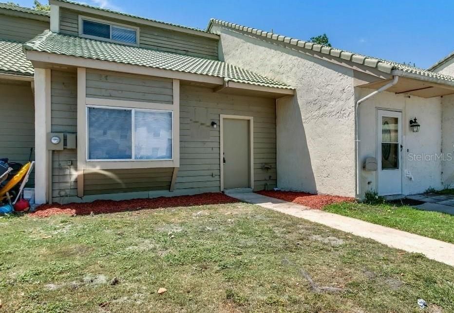 В аренду: $1,850 (2 спален, 1 ванн, 1144 Квадратных фут)