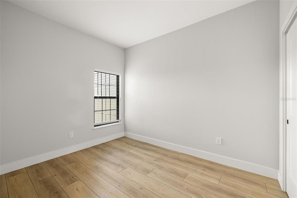 For Sale: $629,900 (3 beds, 2 baths, 2277 Square Feet)