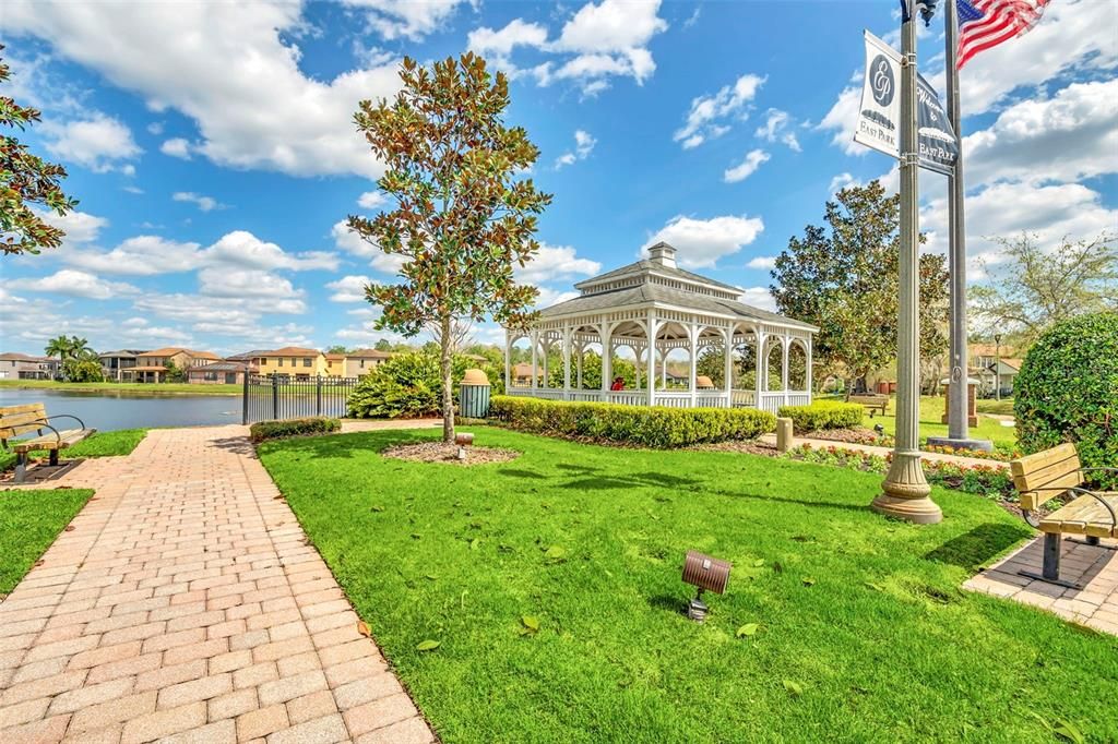 На продажу: $395,000 (4 спален, 3 ванн, 2248 Квадратных фут)