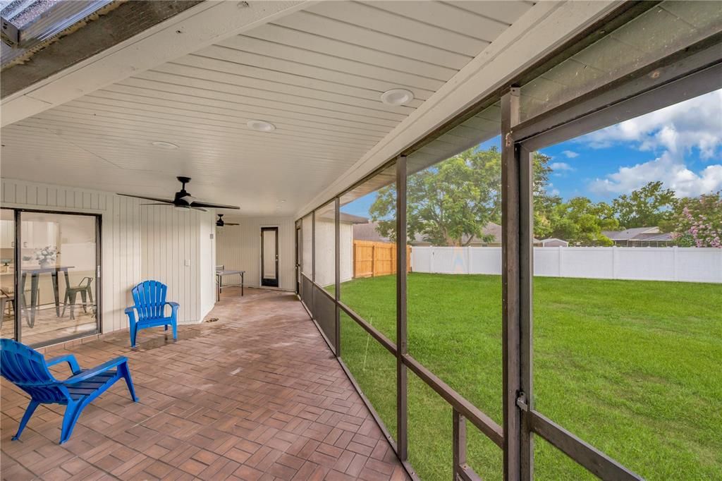 En Venta: $399,900 (3 camas, 2 baños, 1952 Pies cuadrados)
