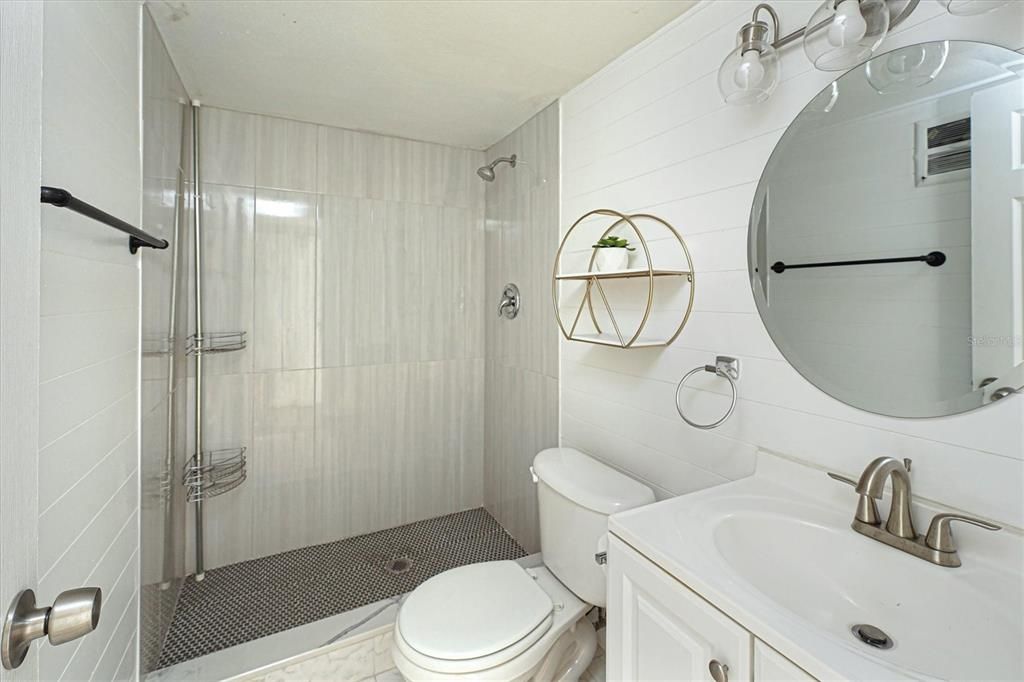 В аренду: $1,850 (2 спален, 2 ванн, 940 Квадратных фут)