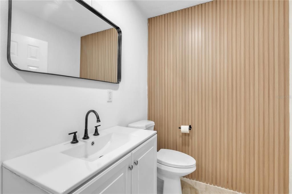 На продажу: $399,000 (4 спален, 2 ванн, 1427 Квадратных фут)