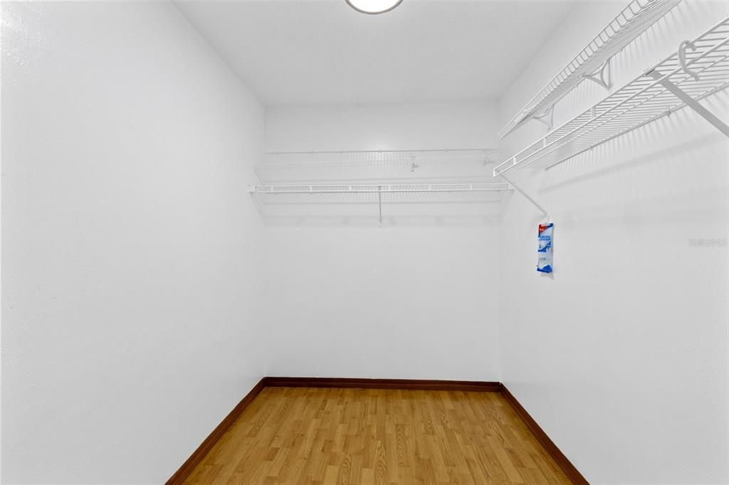 На продажу: $360,000 (2 спален, 2 ванн, 1620 Квадратных фут)