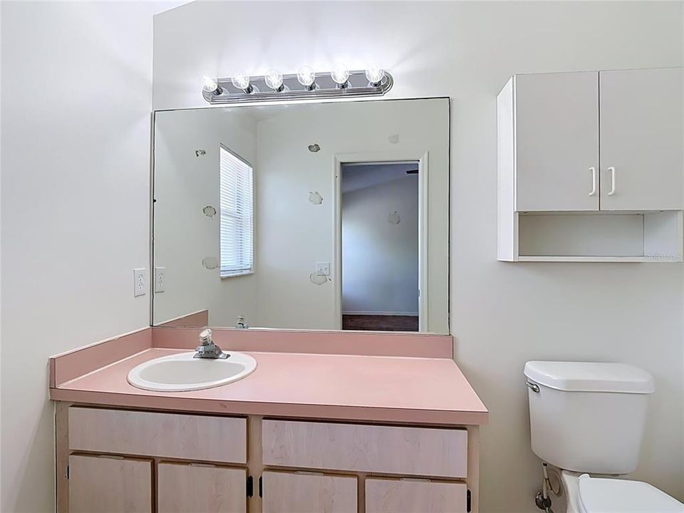 На продажу: $325,000 (3 спален, 2 ванн, 1251 Квадратных фут)