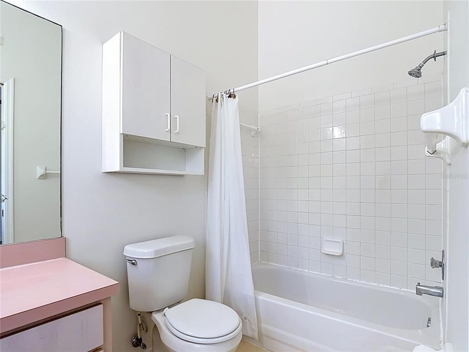 На продажу: $325,000 (3 спален, 2 ванн, 1251 Квадратных фут)