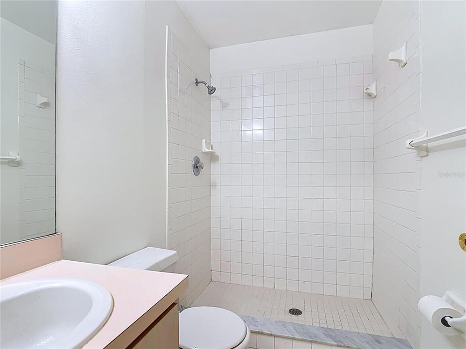 На продажу: $325,000 (3 спален, 2 ванн, 1251 Квадратных фут)