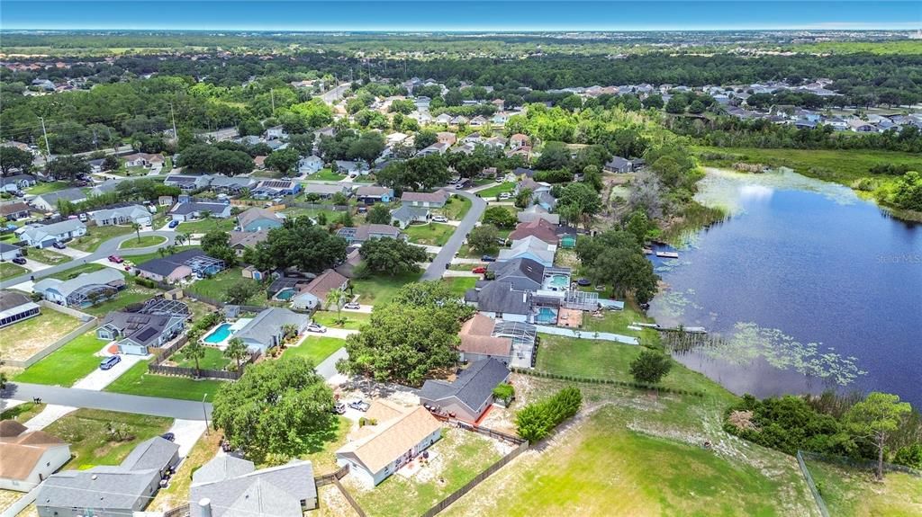 На продажу: $325,000 (3 спален, 2 ванн, 1251 Квадратных фут)