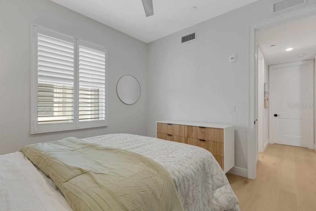 En Venta: $1,275,000 (3 camas, 2 baños, 1802 Pies cuadrados)