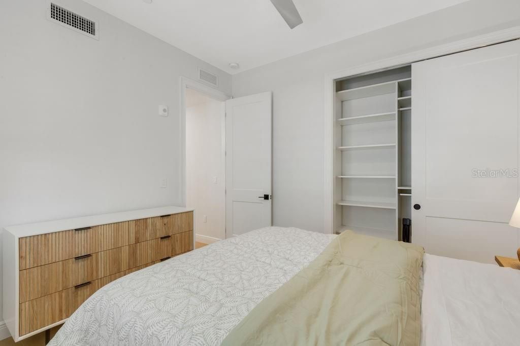 En Venta: $1,275,000 (3 camas, 2 baños, 1802 Pies cuadrados)