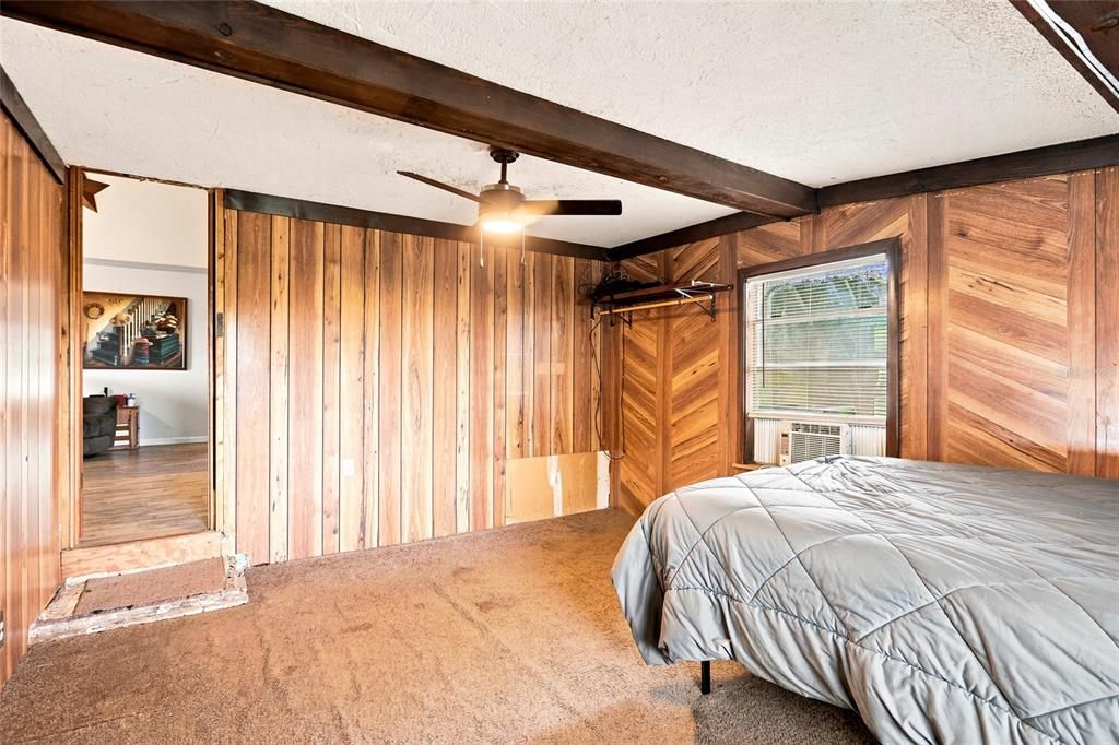En Venta: $496,997 (4 camas, 2 baños, 2476 Pies cuadrados)