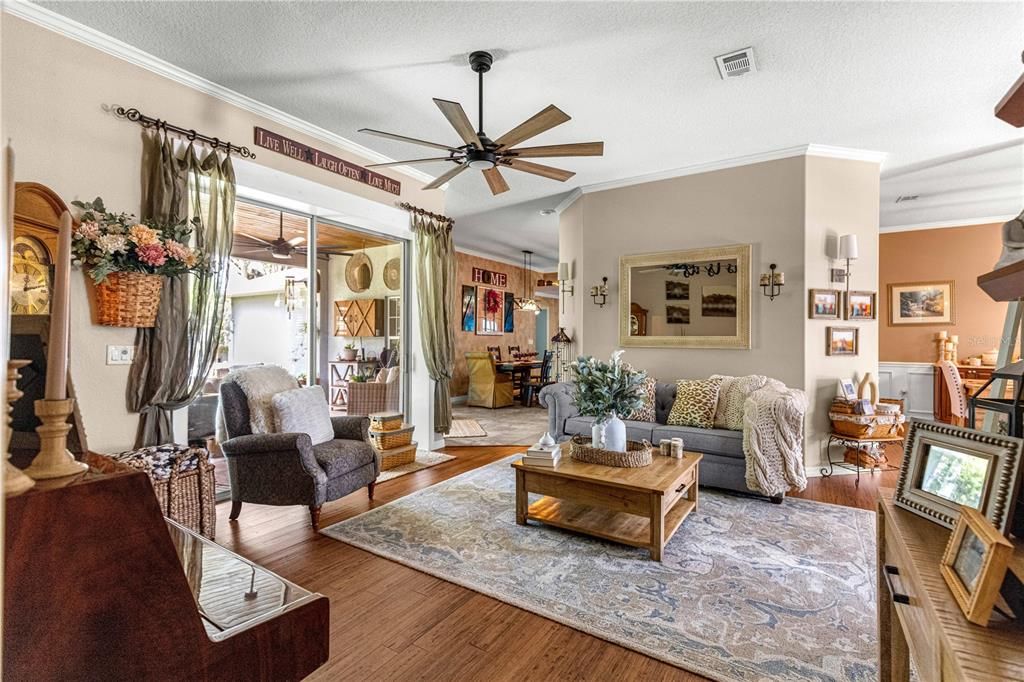 For Sale: $595,000 (4 beds, 3 baths, 3006 Square Feet)