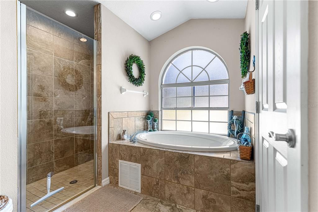 For Sale: $595,000 (4 beds, 3 baths, 3006 Square Feet)