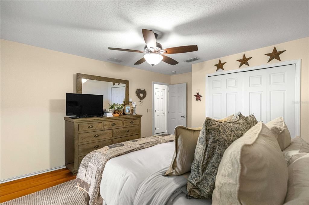 For Sale: $595,000 (4 beds, 3 baths, 3006 Square Feet)