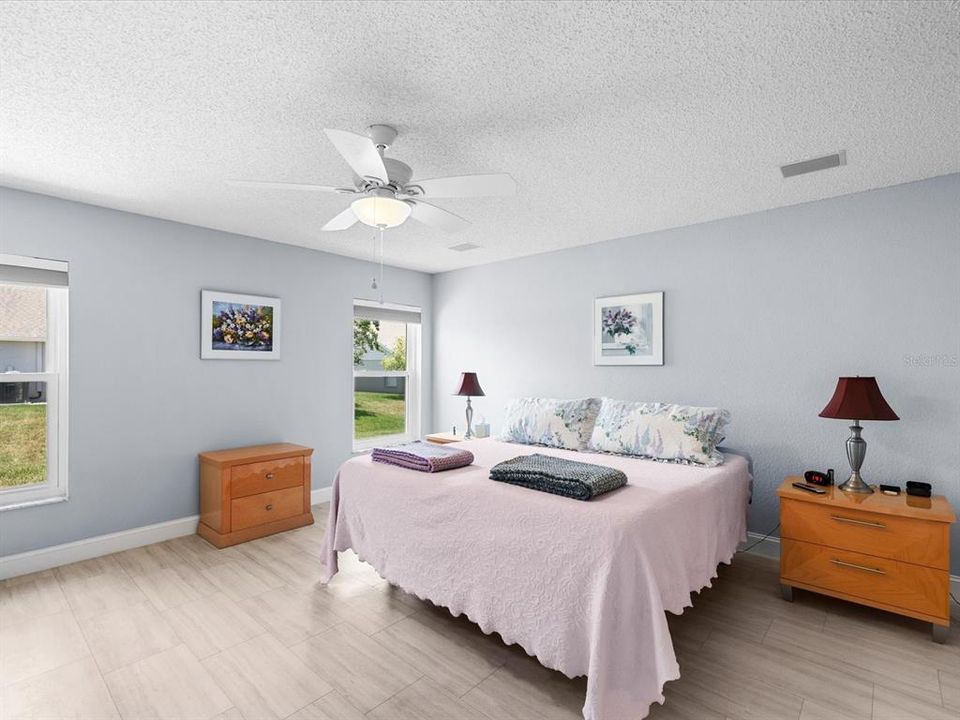 En Venta: $274,900 (2 camas, 2 baños, 1802 Pies cuadrados)